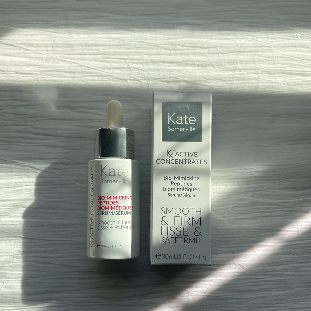 KACTIVE CONCENTRATES Bio-Mimicking Peptides Serum-SMOOTH & FIRM Kate Somerville